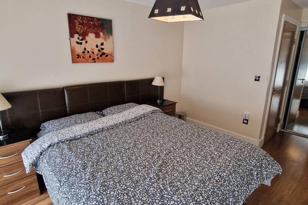 2 Bedroom Apartment Central Birmingham City Centre Zewnętrze zdjęcie
