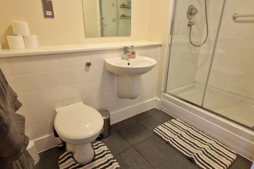 2 Bedroom Apartment Central Birmingham City Centre Zewnętrze zdjęcie