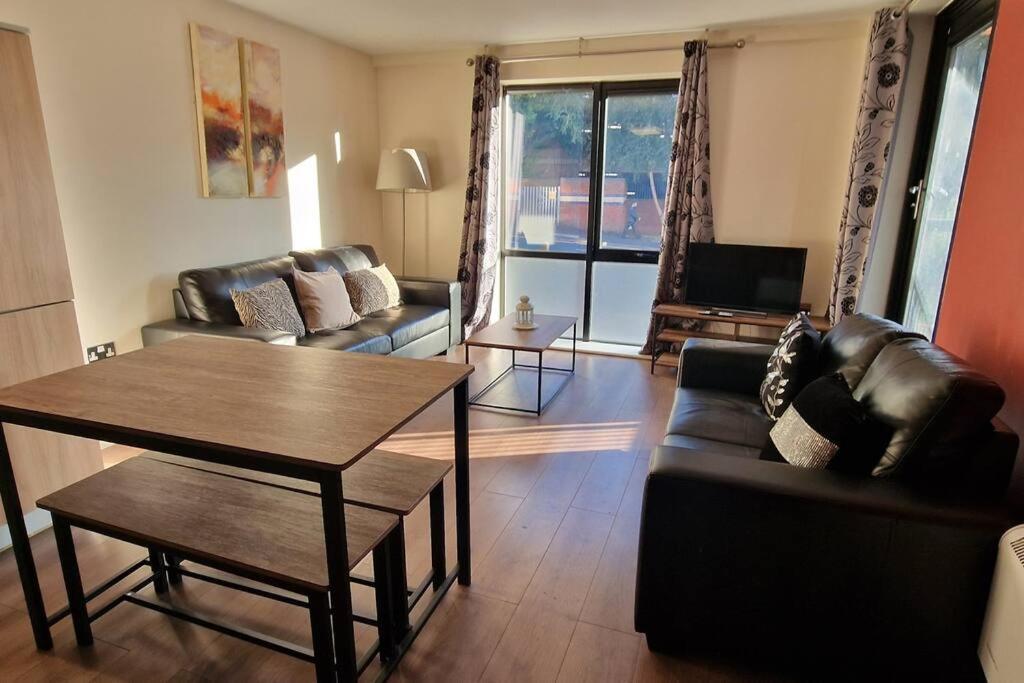 2 Bedroom Apartment Central Birmingham City Centre Zewnętrze zdjęcie